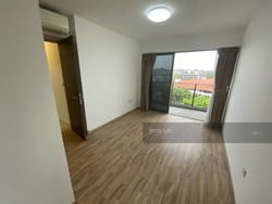 belvia photo thumbnail #6